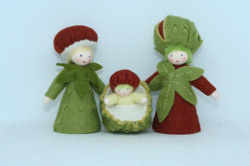 ChestnutFamily FairSkinTone Setof3Dolls