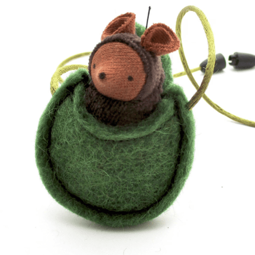 FairyshadowCritterNecklace BrownMouse