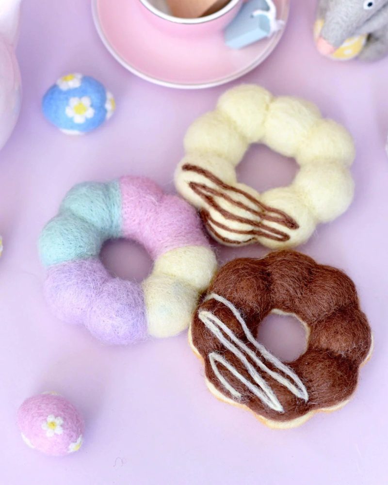 Felt Pon De Ring Donuts2