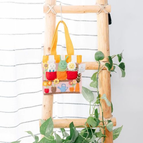 FeltFlowerShopPuppetBag5