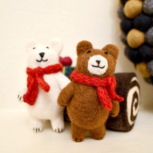 FeltPolarBearwithRedScarfToy3