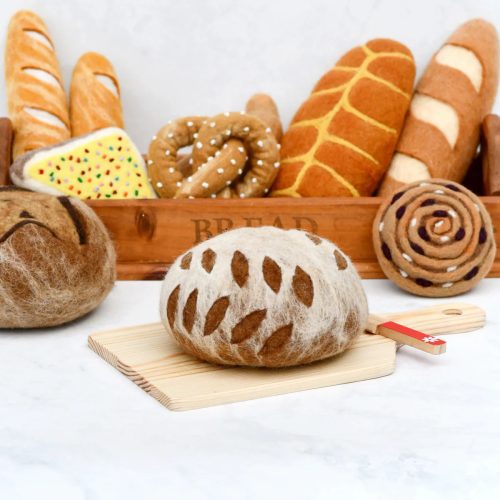 FeltSourdoughBreadwithLeafCut4