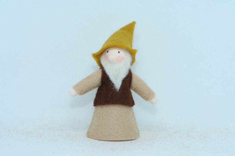 ForestGnomeFriend MustardHat FairSkinTone