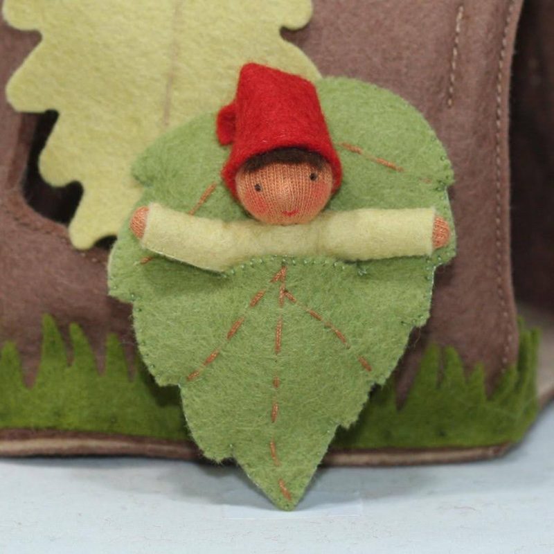 Forest Gnome Baby med