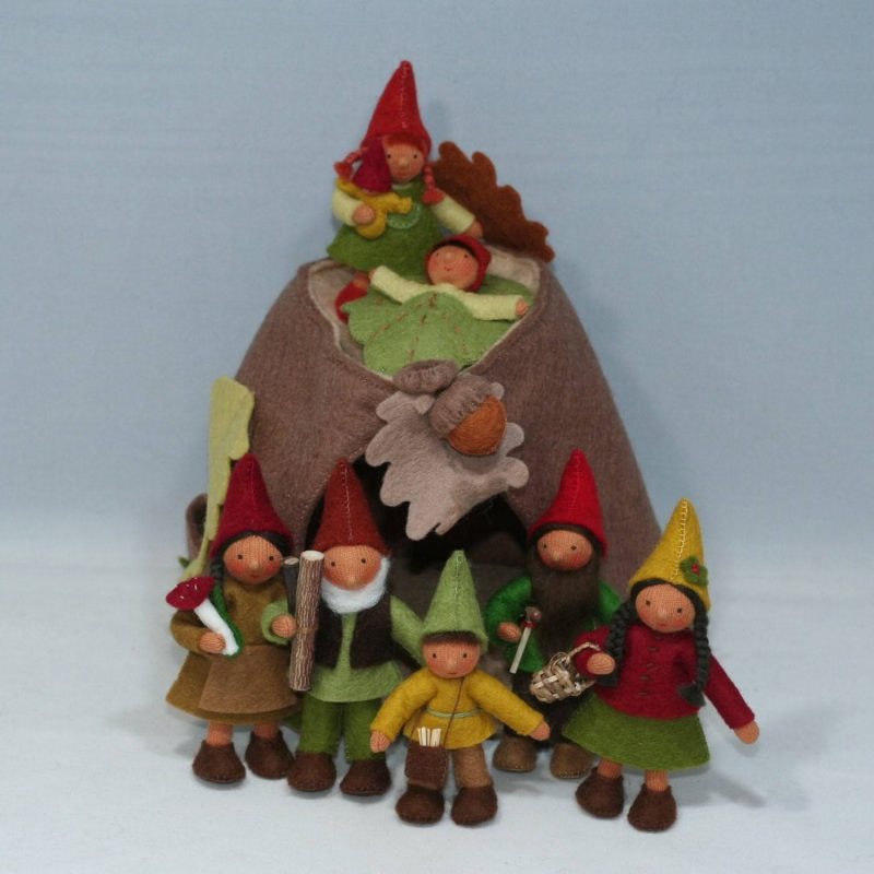 Forest Gnome Family med