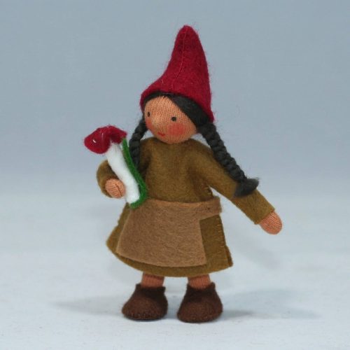 Forest Gnome Granny med