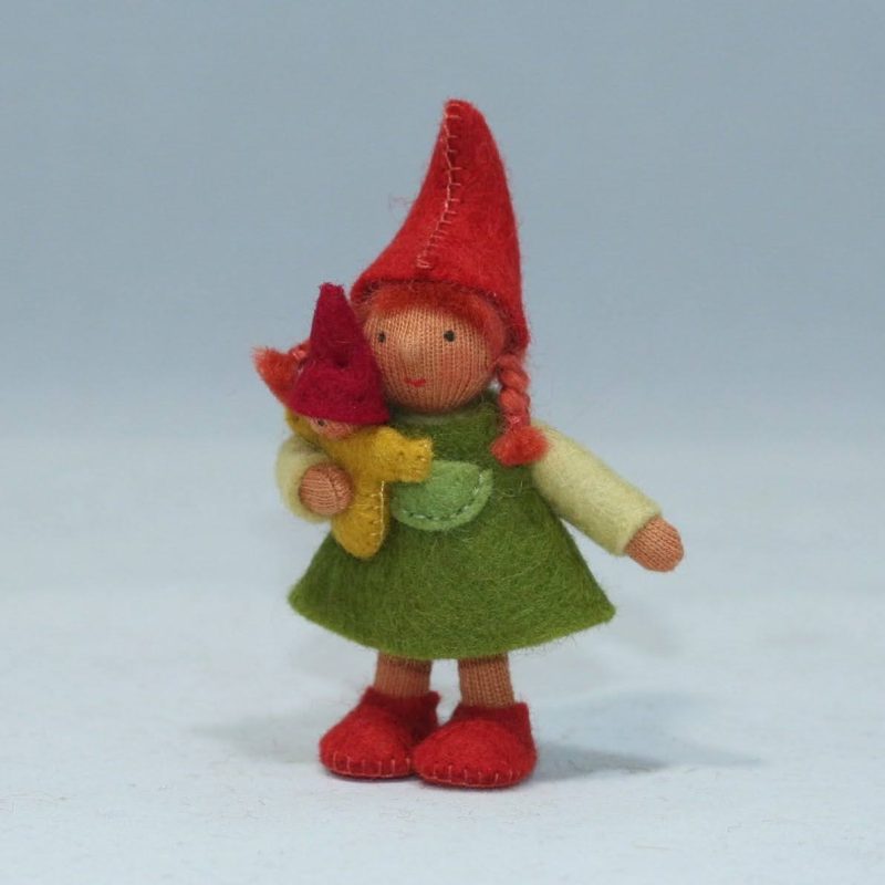 Forest Gnome Sister med