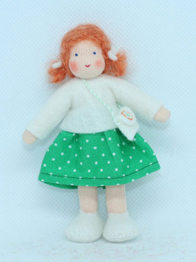 GirlDoll FairSkin Ginge4