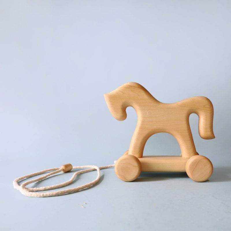 PullAlongHorse2