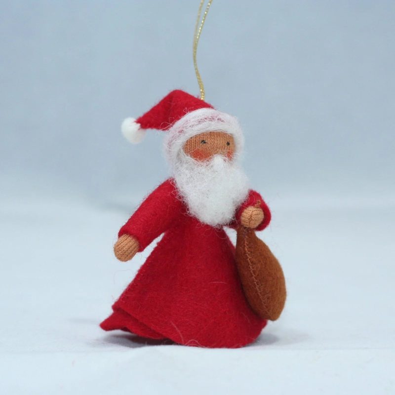 SantaClause Medium e22a0760 6516 4766 900b 0f58731f0834