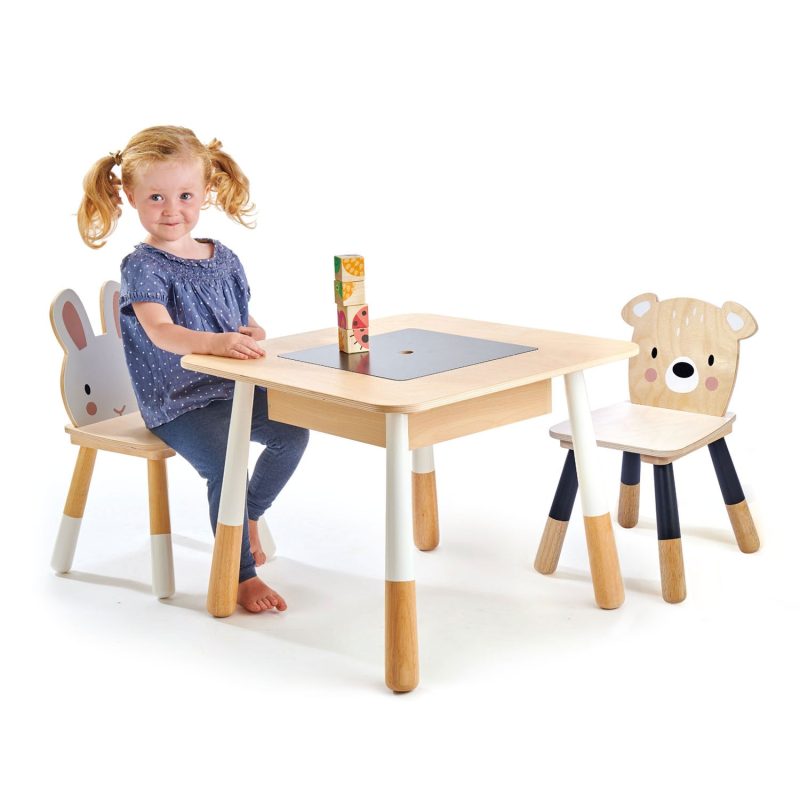 TL8801 forest table and chairs 1