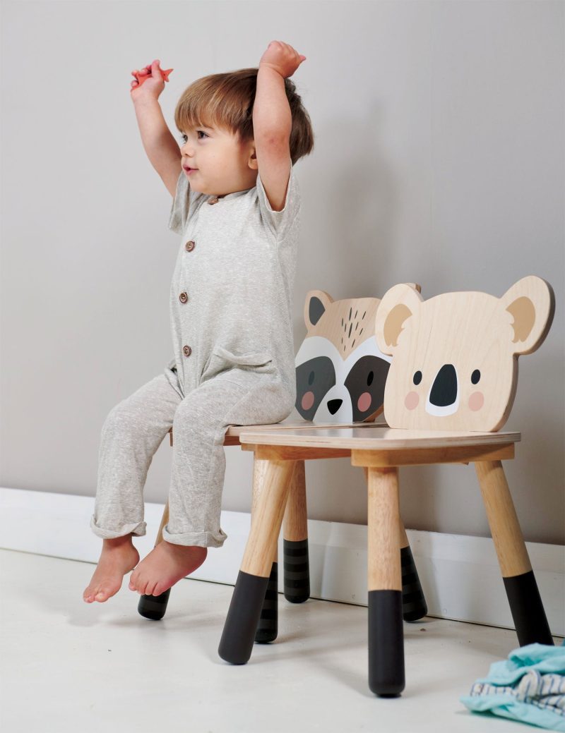 TL8824 forest raccoon chair 4