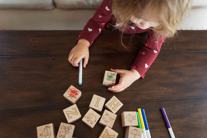 color your own abc block set by bannor toys 654491