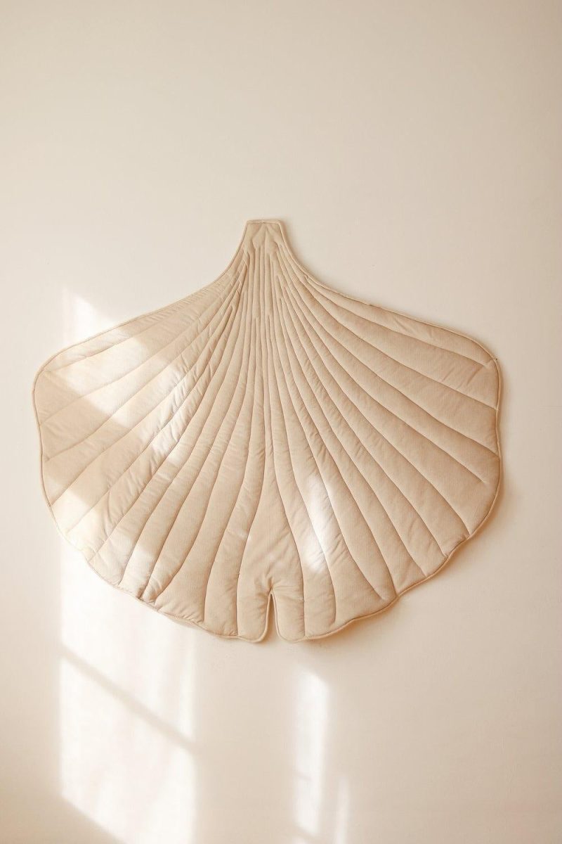 cream velvet ginkgo leaf mat 911950