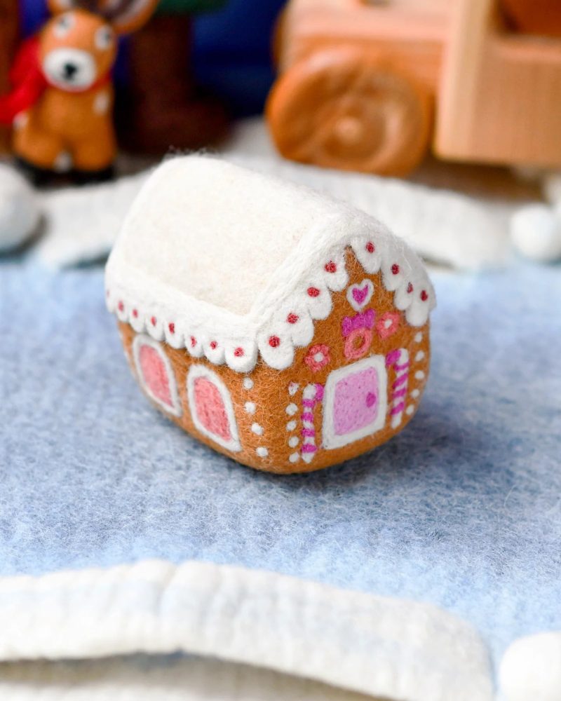 felt gingerbread house 5