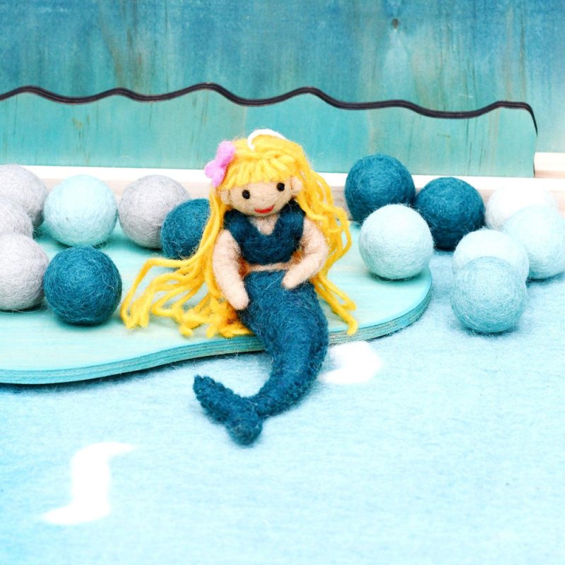 felt mermaid hanging 17