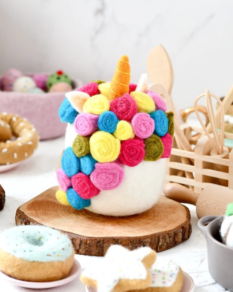 felt unicorn cake bright 4