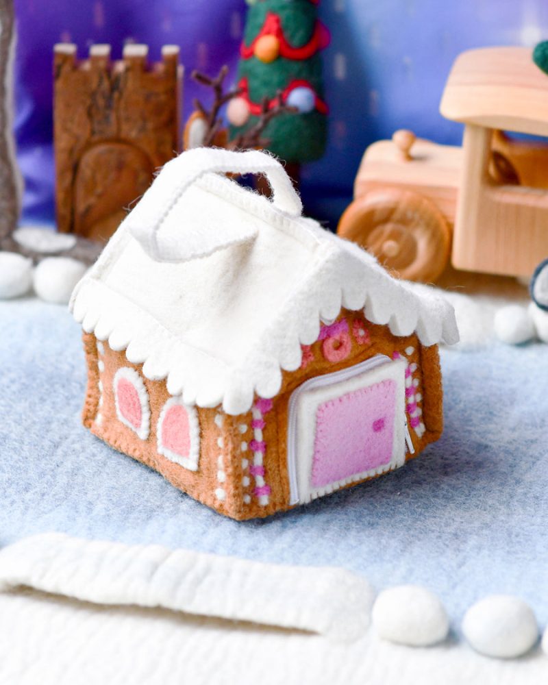 gingerbread house bag pink 2