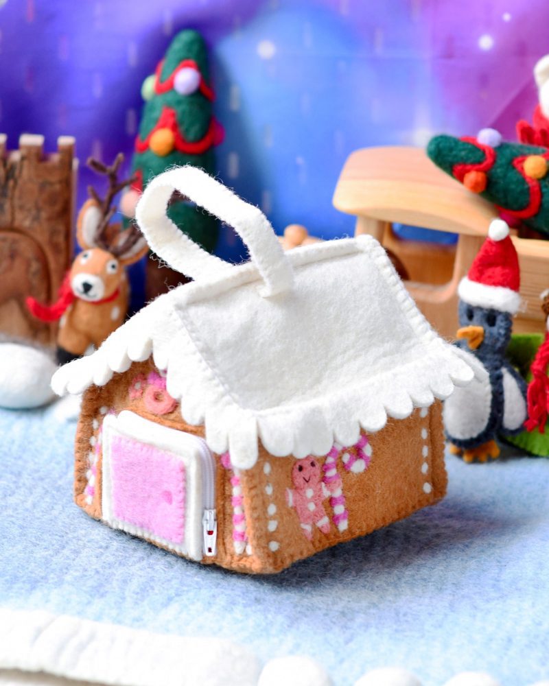 gingerbread house bag pink 3