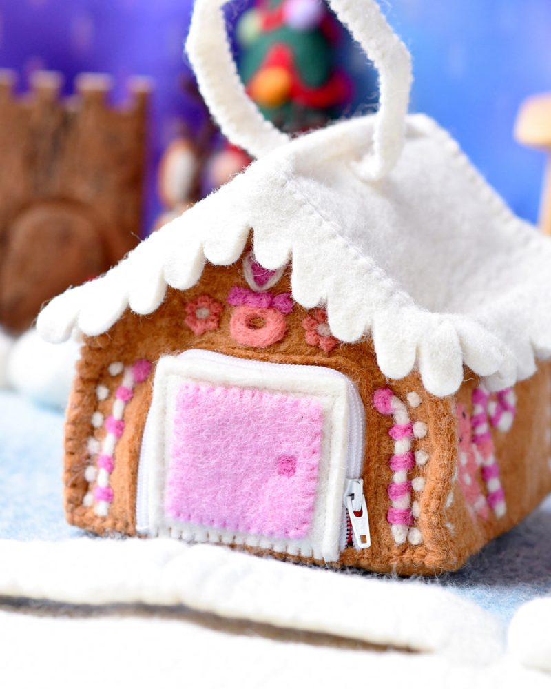 gingerbread house bag pink 5