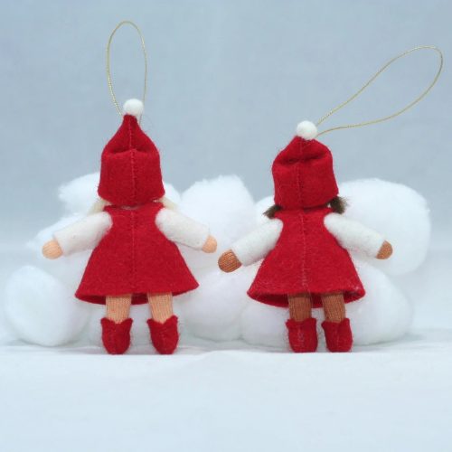 girls santa shelpers