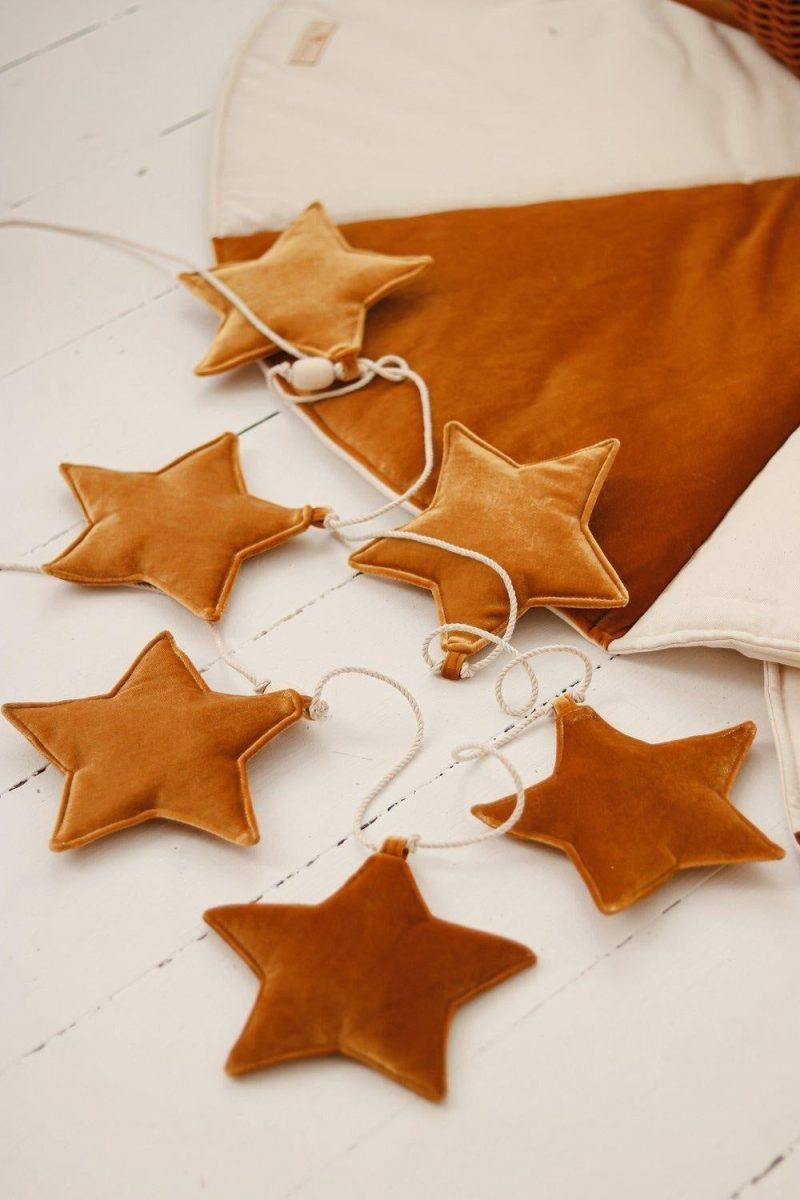 gold dust velvet garland with stars 279958