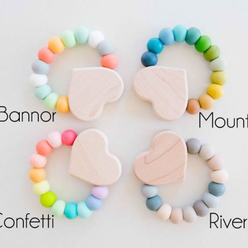 heart charm teether by bannor toys 656121