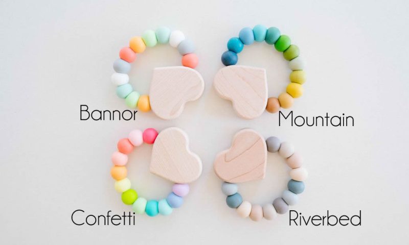 heart charm teether by bannor toys 656121