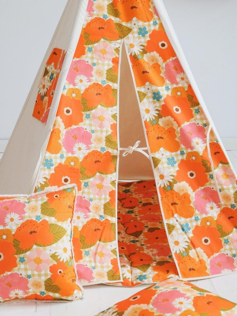 picnic with the flowers teepee and mat set 485869