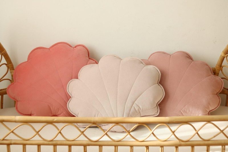 powder pink velvet shell cushion 156280