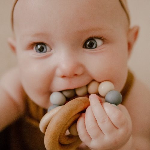 saturn ring wooden baby teether by bannor toys 932431