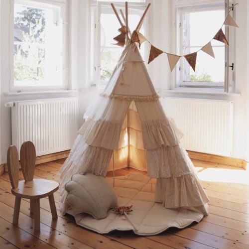 shabby chic teepee tent with frills 516739