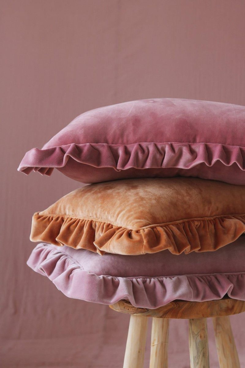 soft velvet cushion with frill light pink 856130