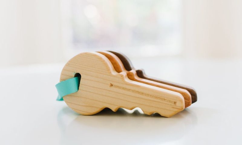 wooden toy keys 108552