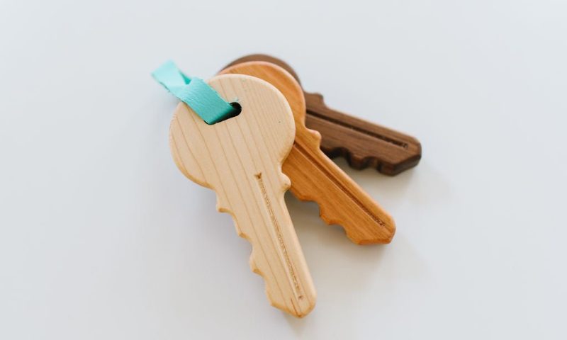 wooden toy keys 280519